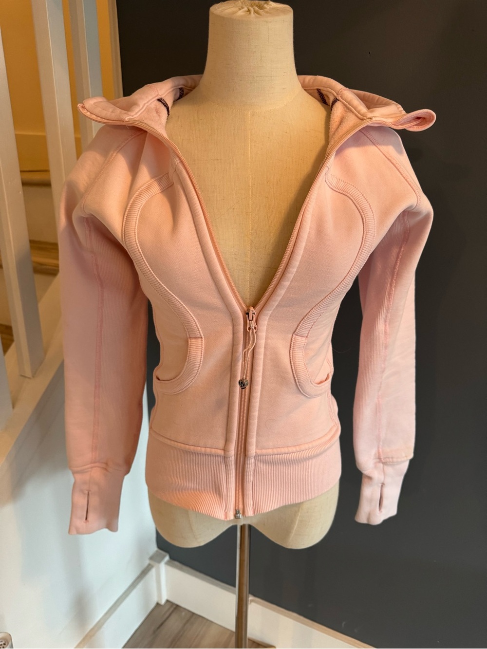 Vintage Cozy Lululemon Scuba Hoodie Size 2 Blush Pink Full Zip Y2K